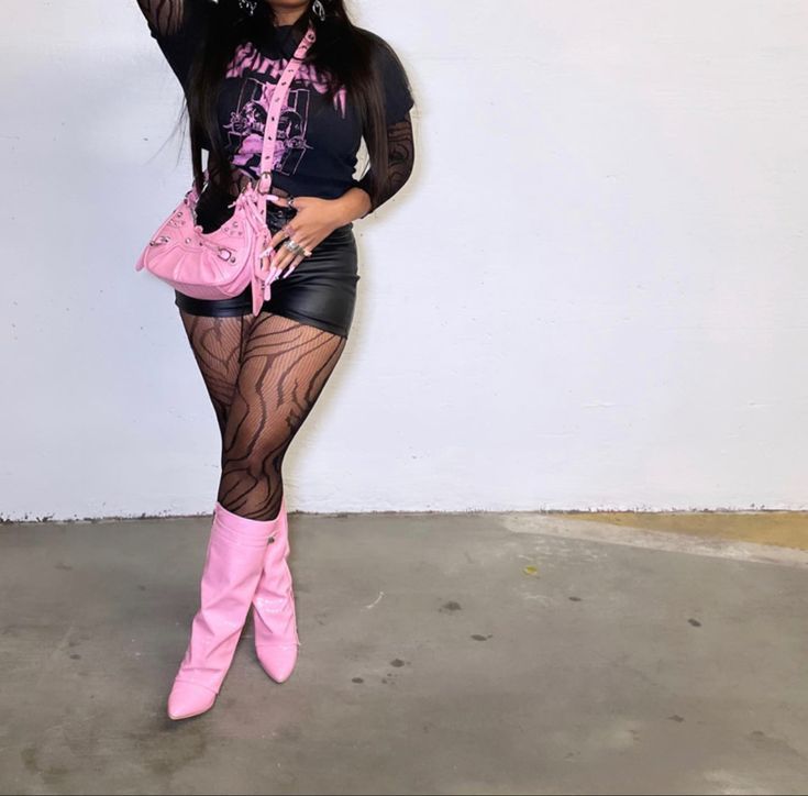 Nicki Minaj outfit ideas 0095