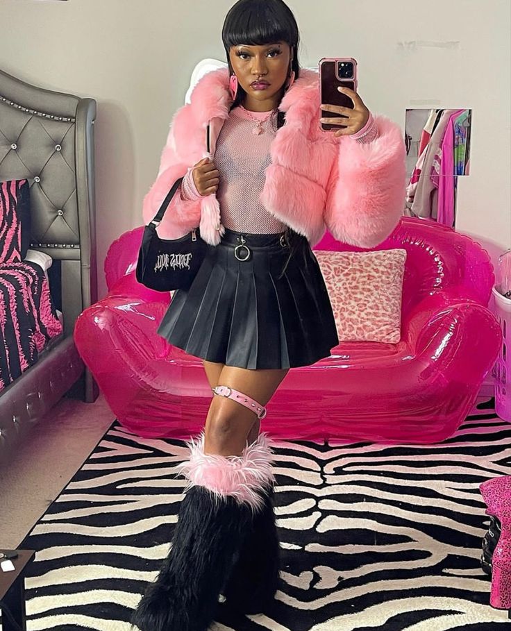 Nicki Minaj outfit ideas 0098