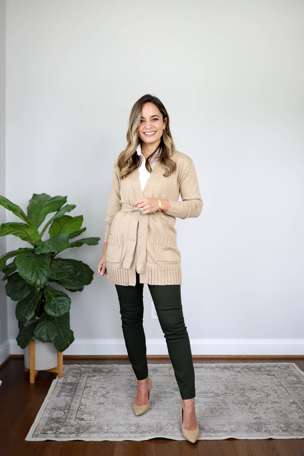 olive green cardigan outfit ideas for a date