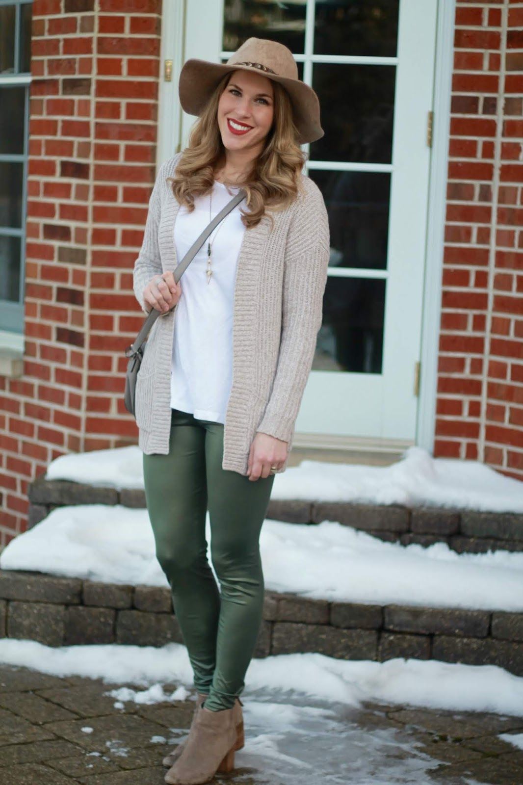 olive green cardigan outfit ideas 0052