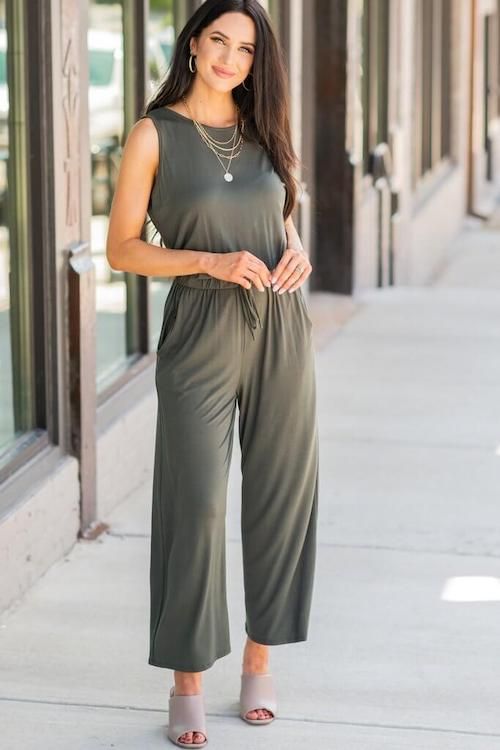 olive green jumpsuit outfit ideas 0051