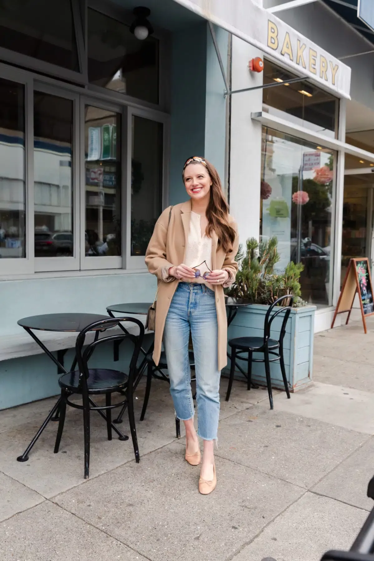 outfit ideas for a 60 degree day out.