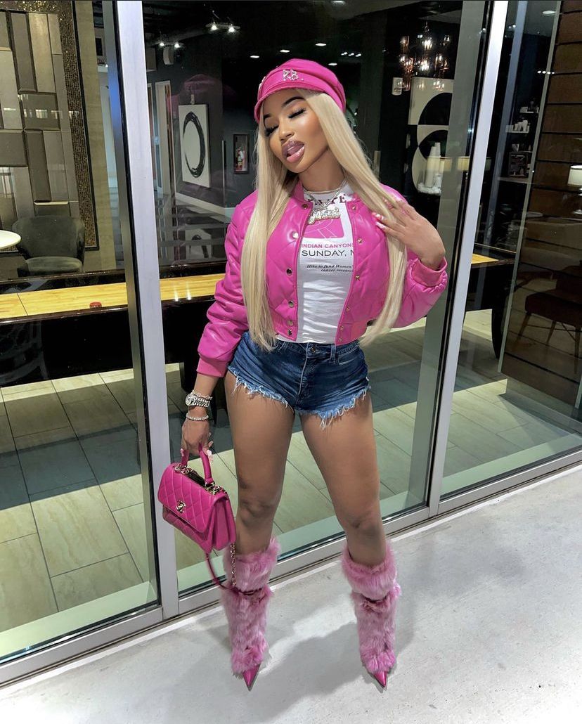 pink friday 2 tour outfit ideas 0016