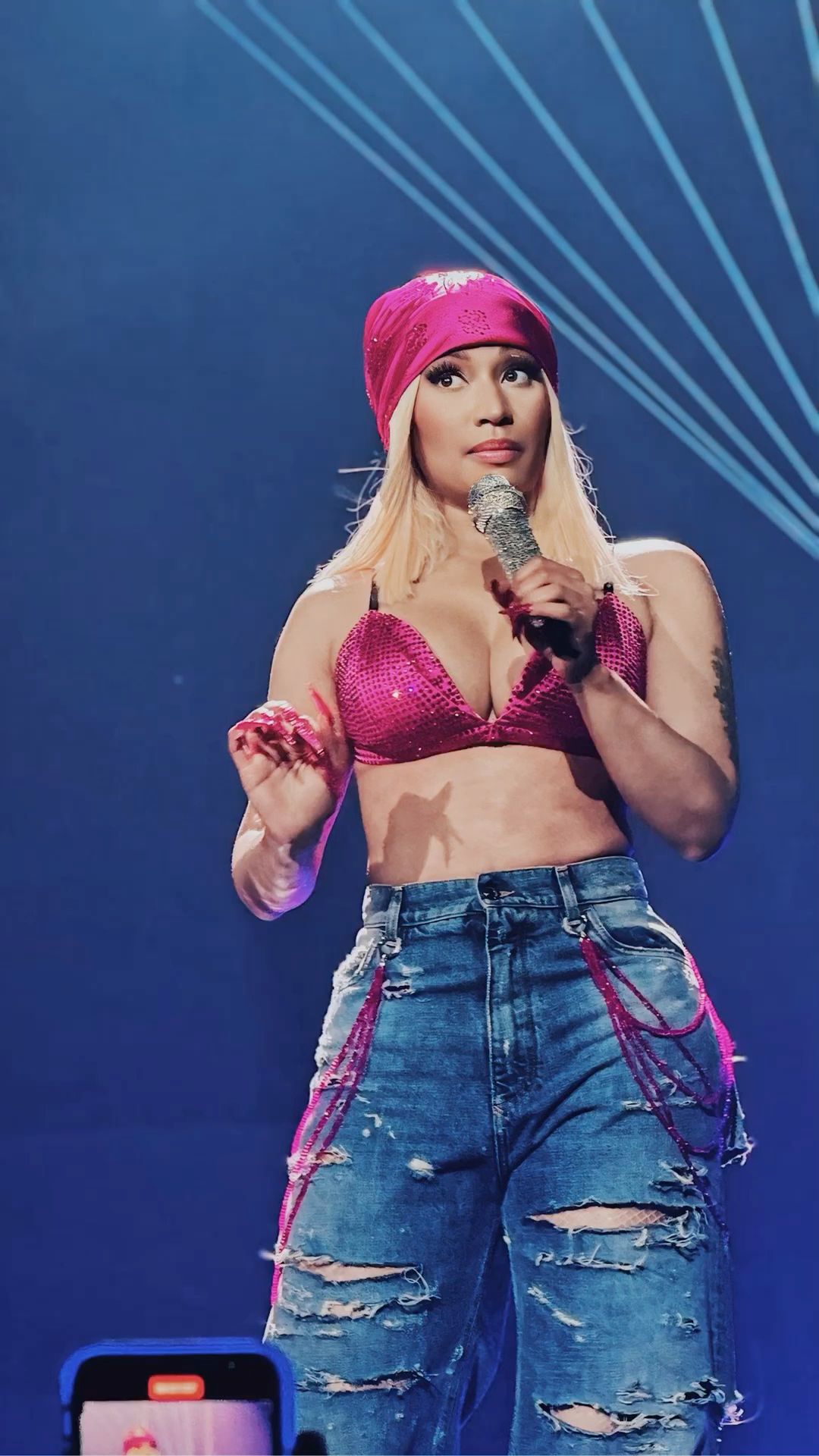 pink friday 2 tour outfit ideas 0045