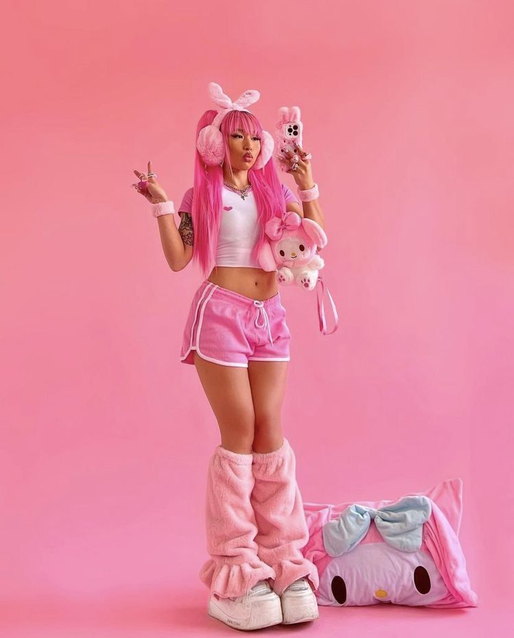 pink friday 2 tour outfit ideas 0070