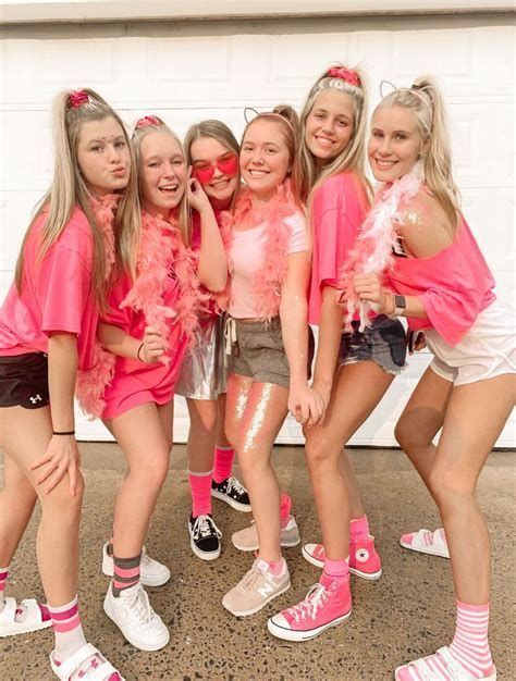 pink out football game outfit ideas 0001