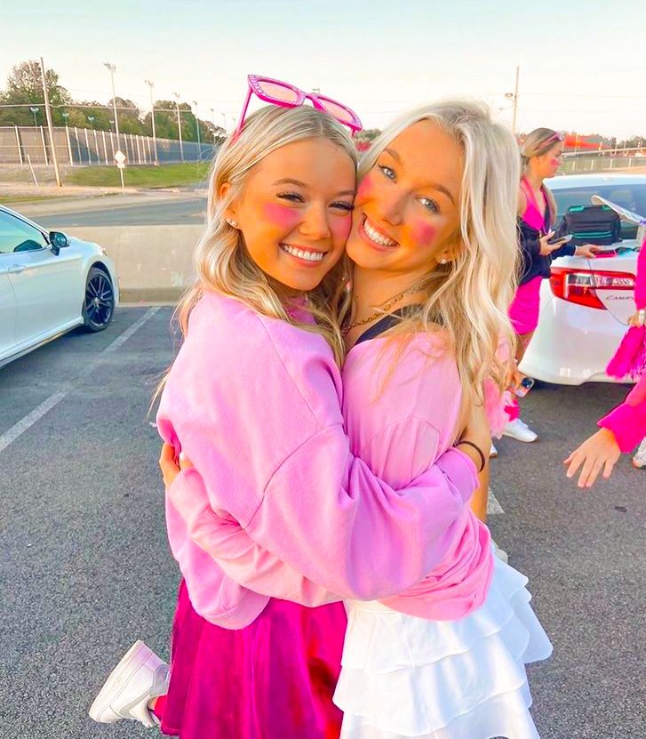 pink out football game outfit ideas 0066