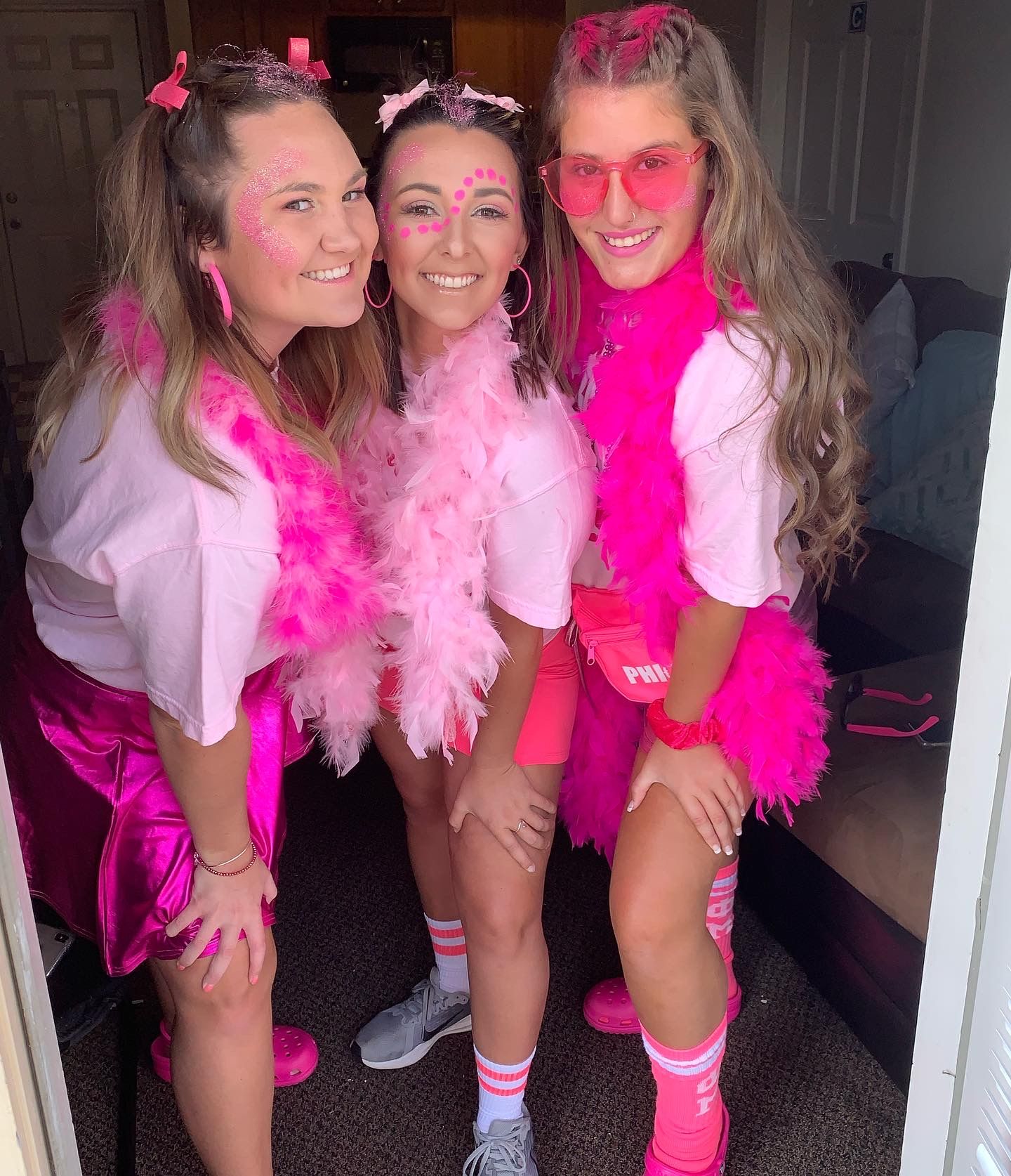 pink out football game outfit ideas 0070