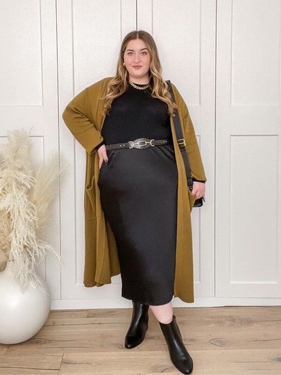 plus size funeral outfit styling tips