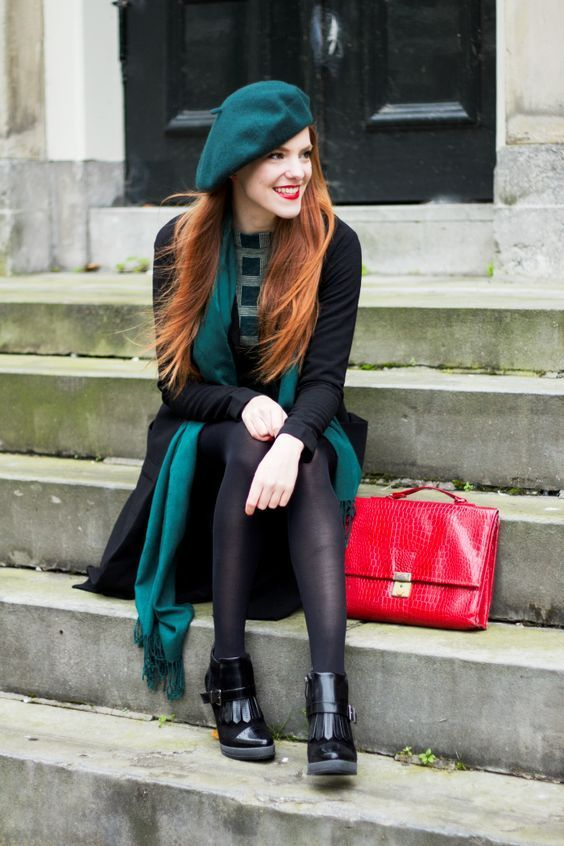 red and green outfit ideas 0049