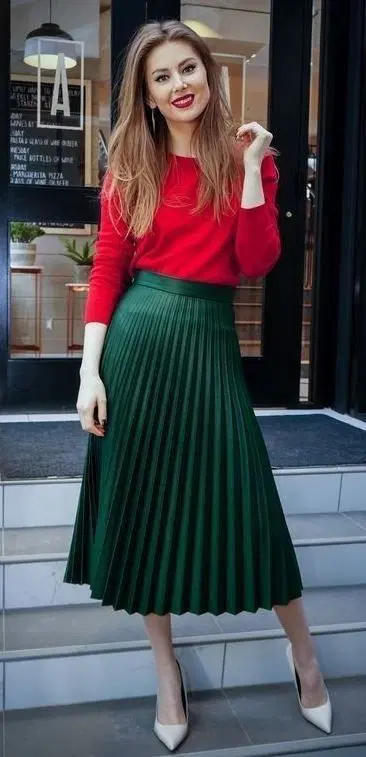 red and green outfit ideas 0062