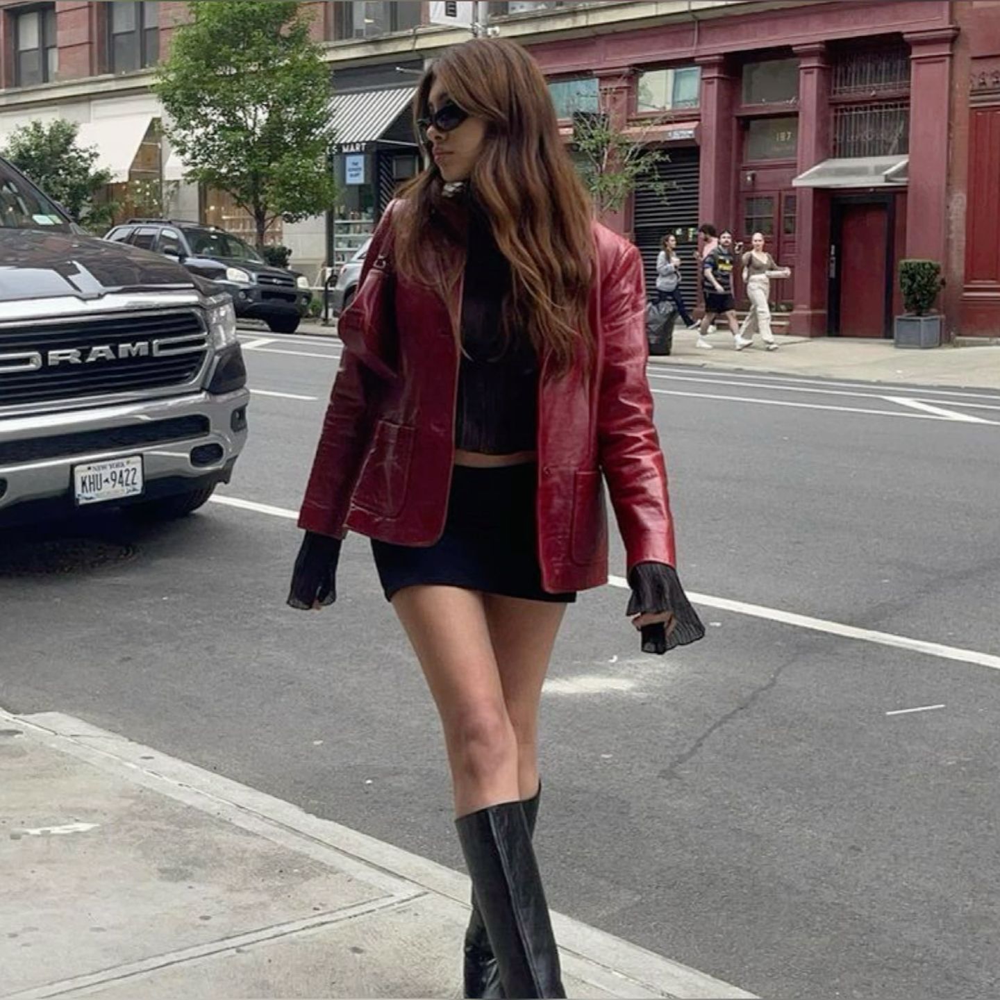 red leather jacket outfit ideas 0042