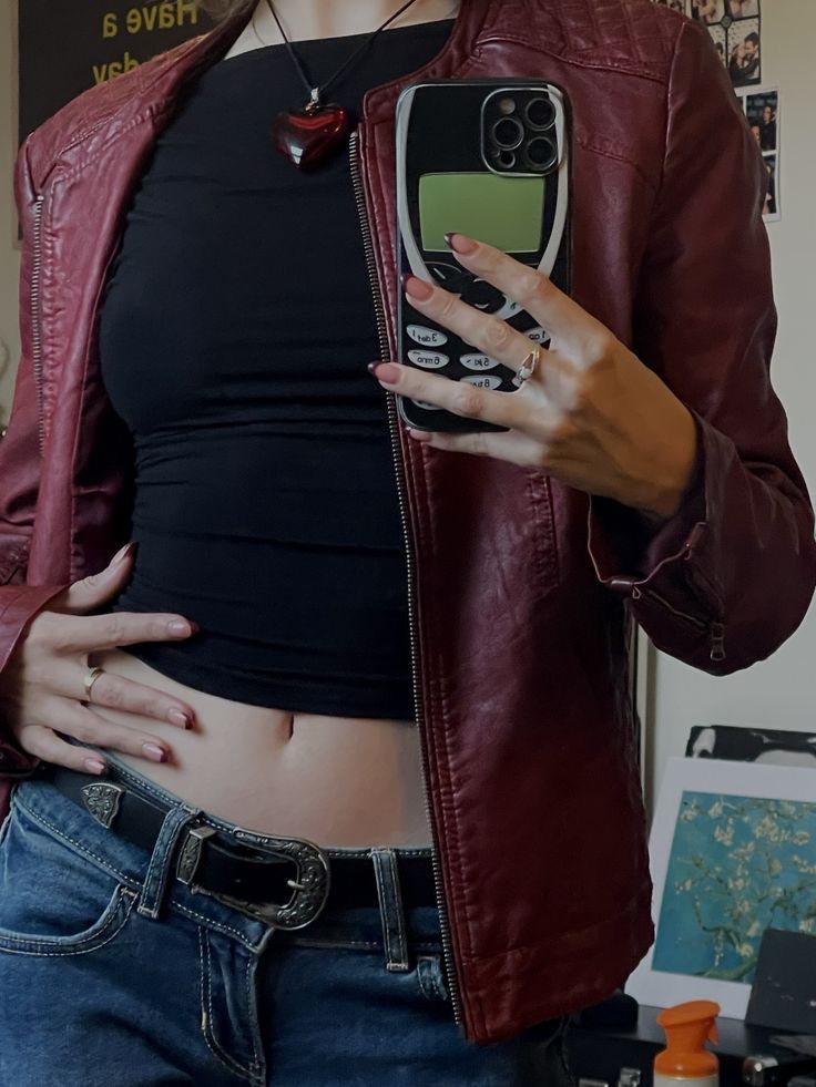 red leather jacket outfit ideas 0083