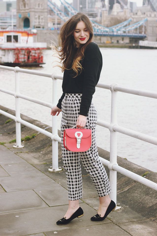 red white and black outfit ideas 0030