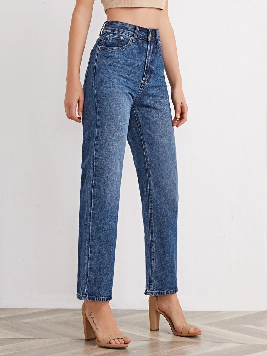 ripped mom jeans outfit ideas 0052