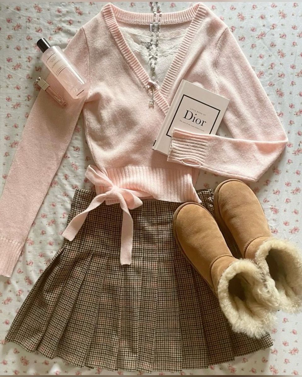 seasonal pink and brown outfit trends