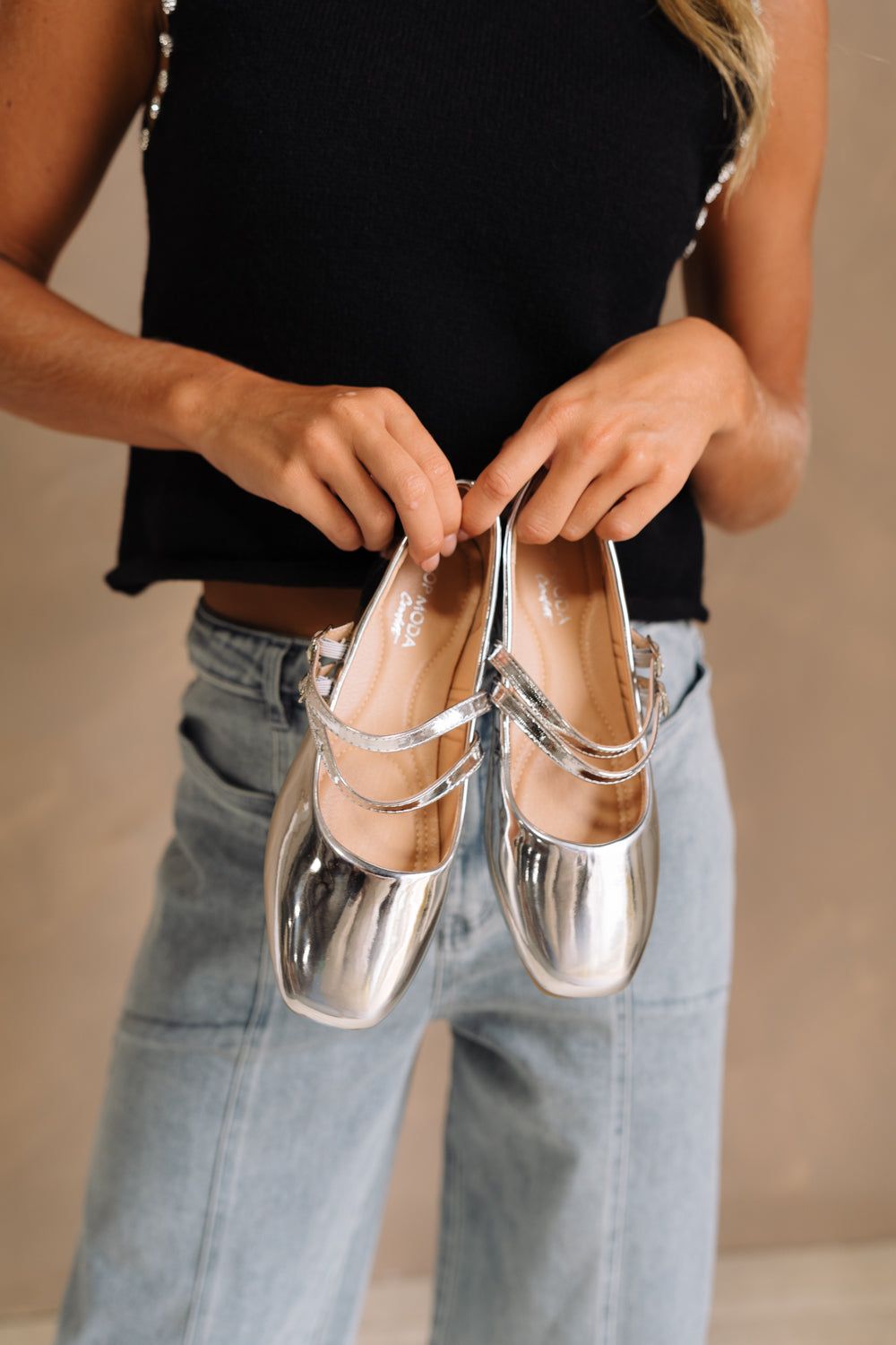 silver shoes outfit ideas 0086