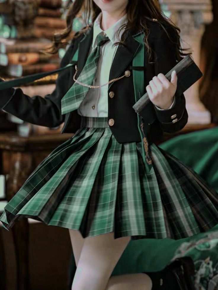 Slytherin outfit ideas 0048