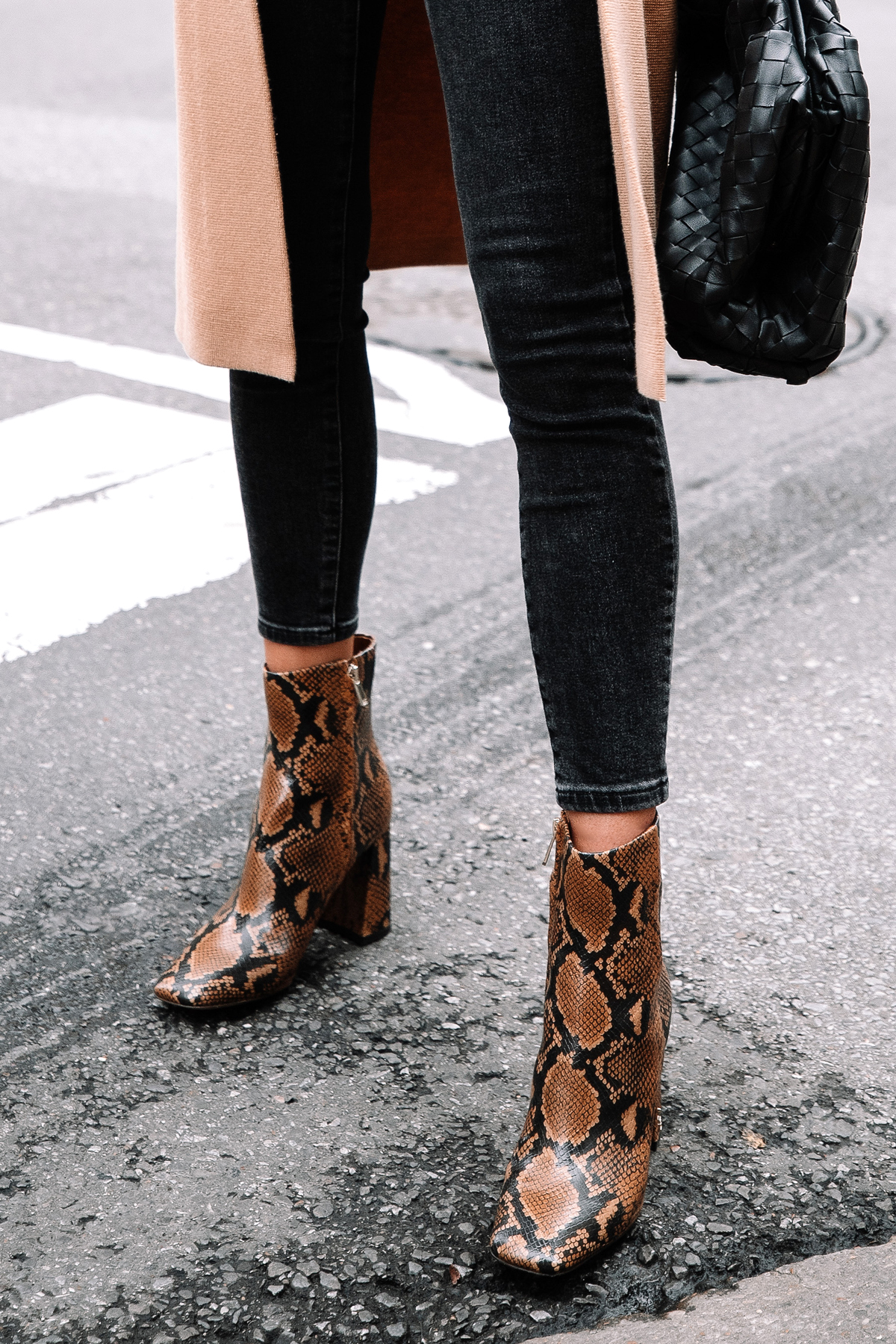 snakeskin boot outfit ideas 0099