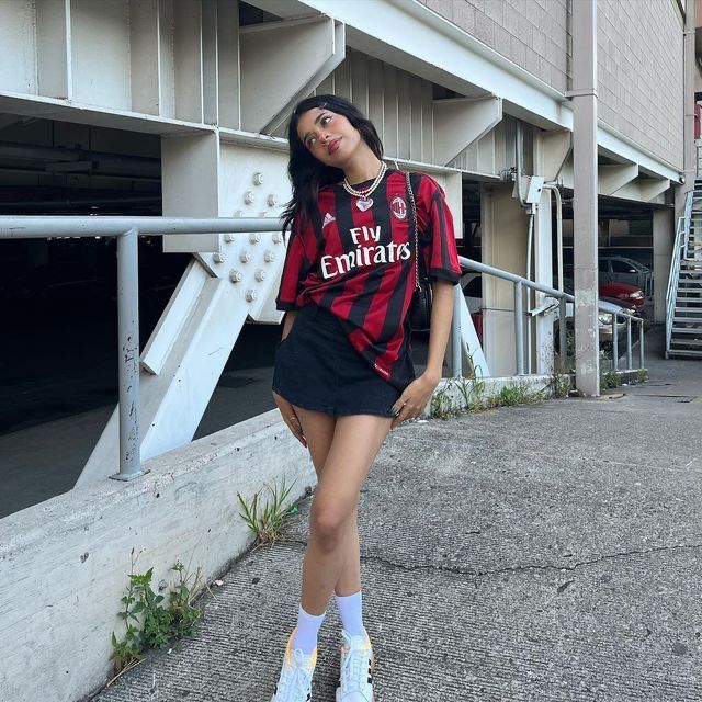 soccer jersey outfit ideas 0051