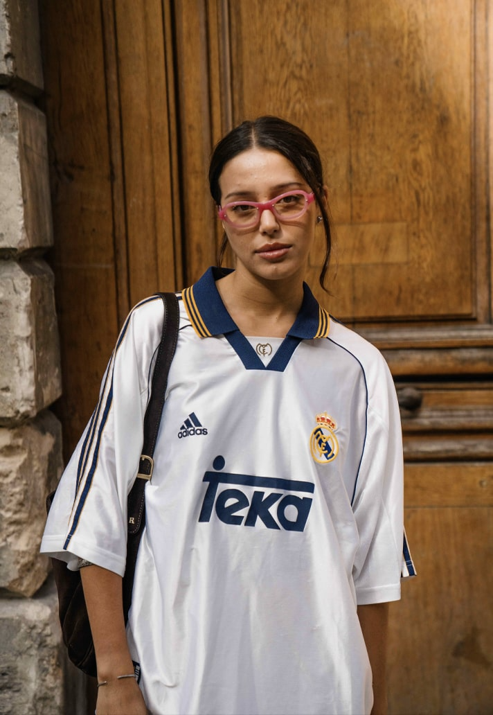 soccer jersey outfit ideas 0078