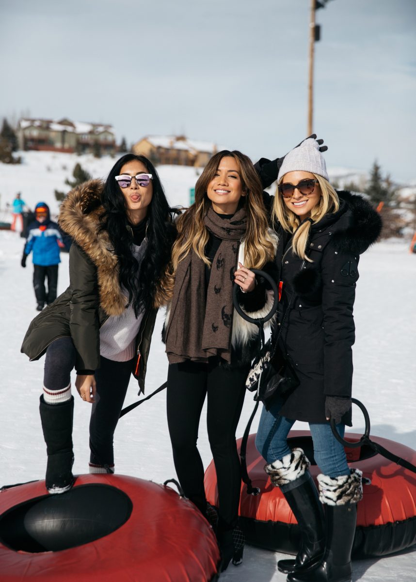 stylish accessories to enhance your snow tubing outfit ideas