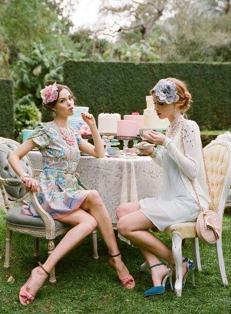 stylish afternoon party outfit ideas for friends