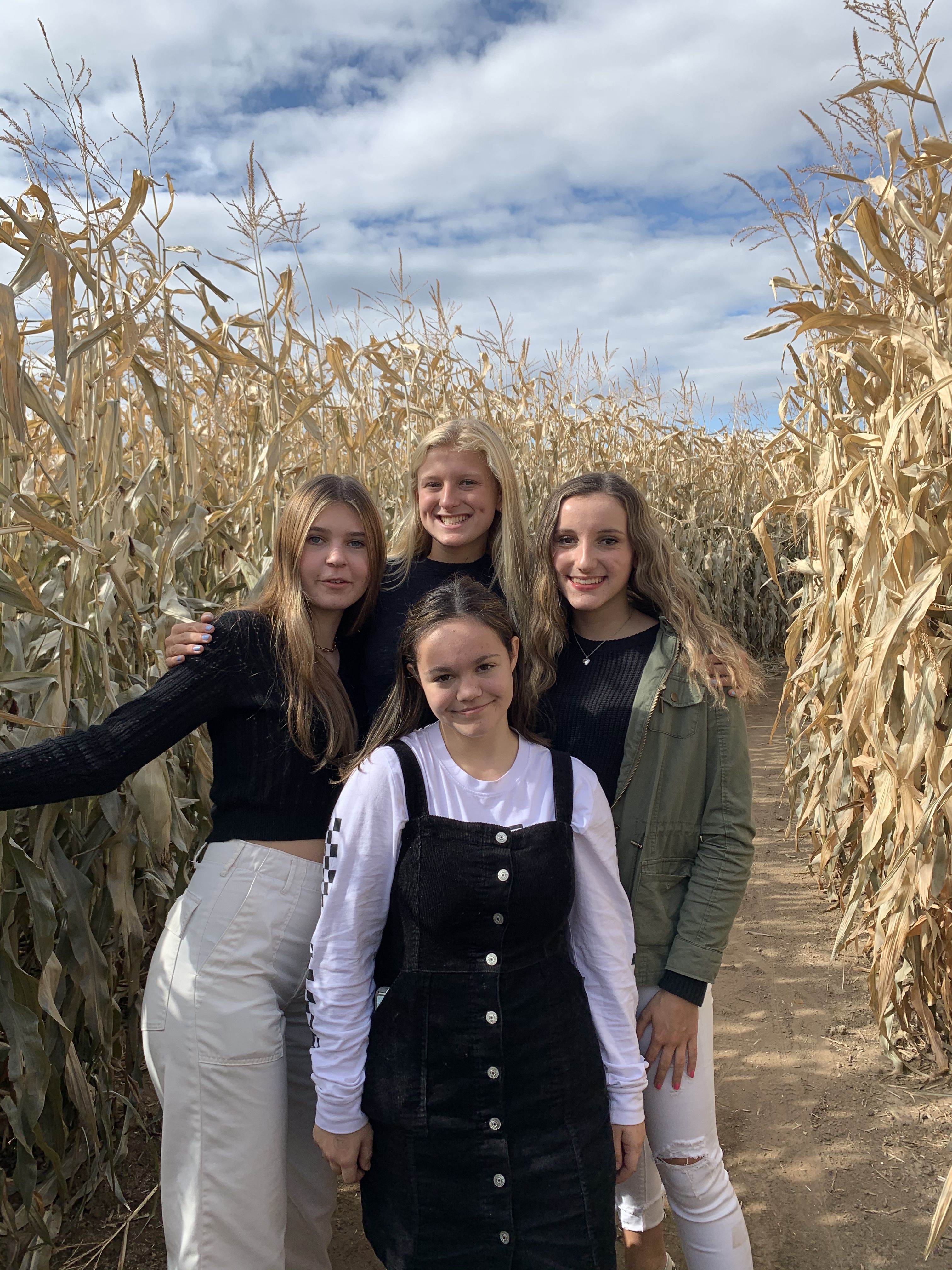 stylish corn maze outfit choices