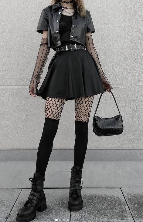 stylish fishnet outfit ideas for festivals