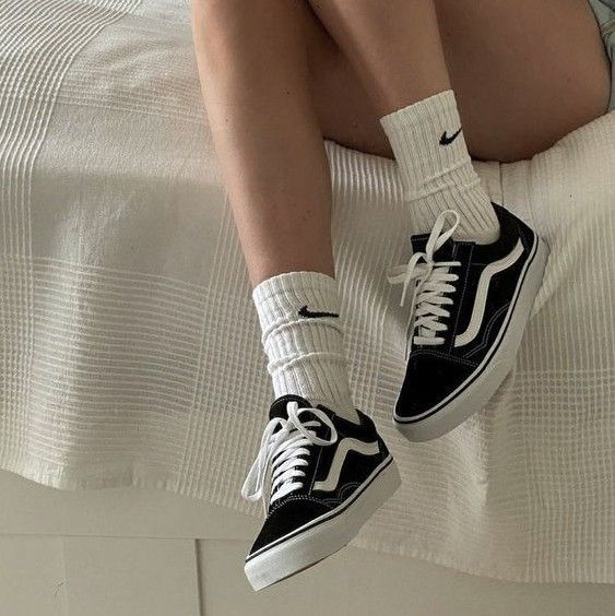 stylish Vans outfit ideas for streetwear