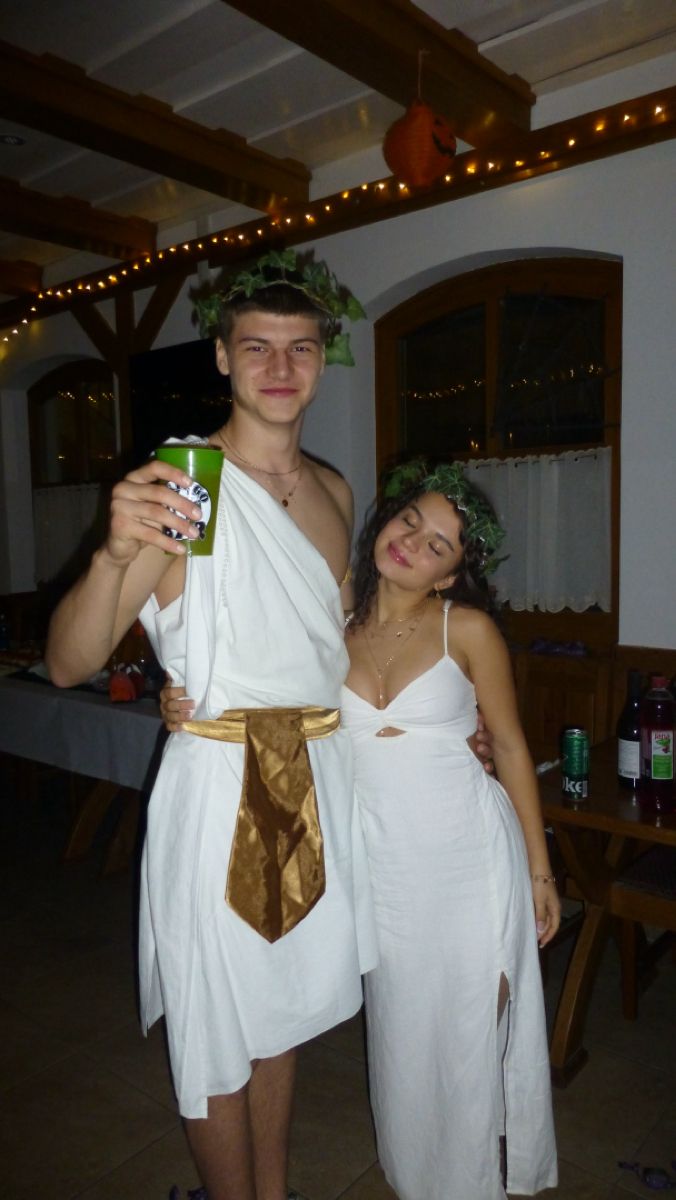 toga party outfit ideas 0048