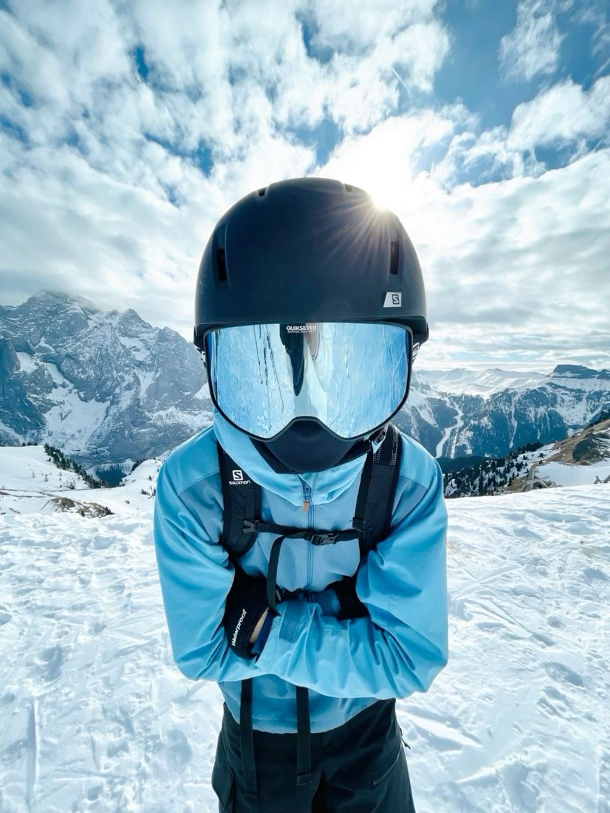 trendy snowboarding outfit ideas