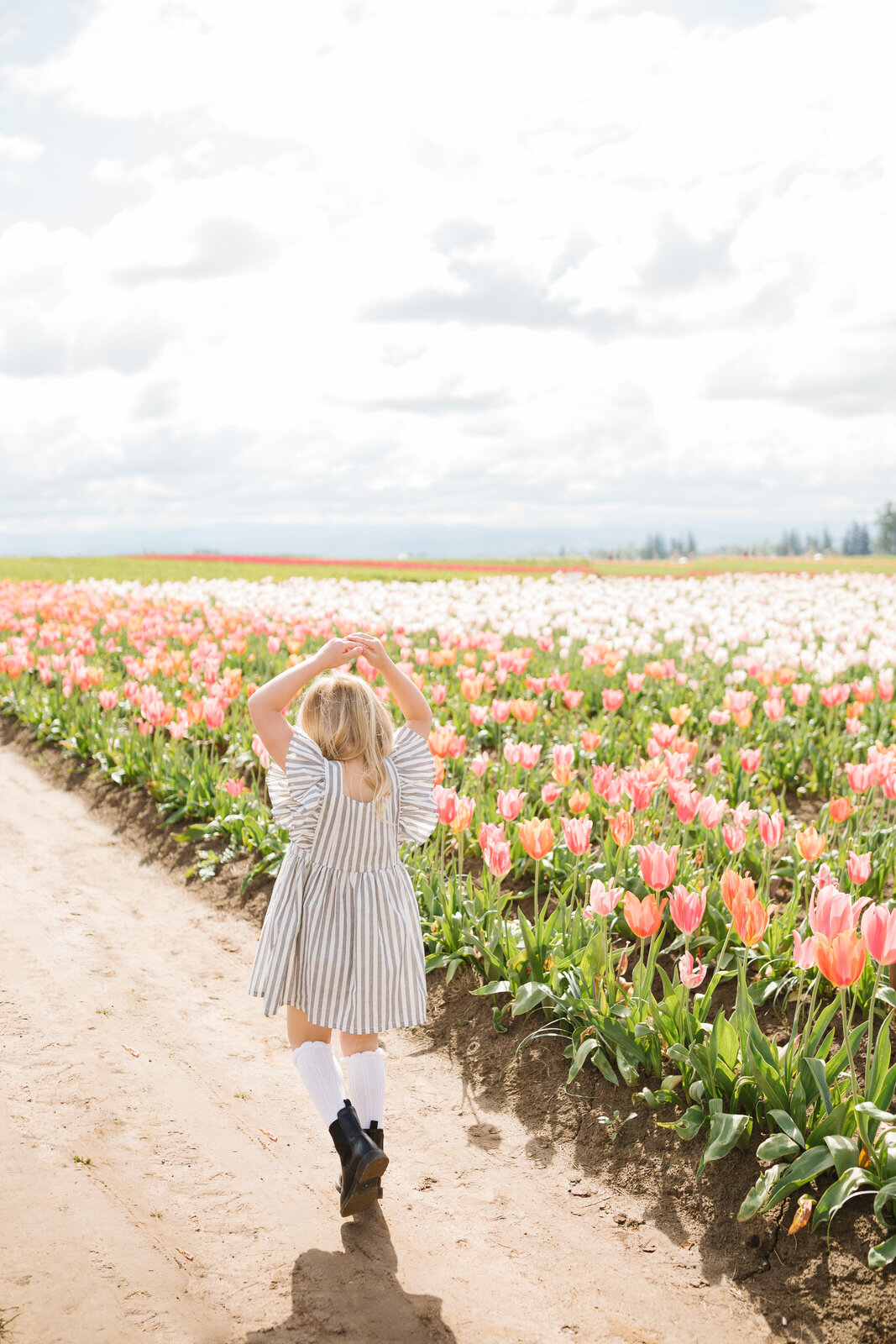 tulip farm outfit ideas 0039