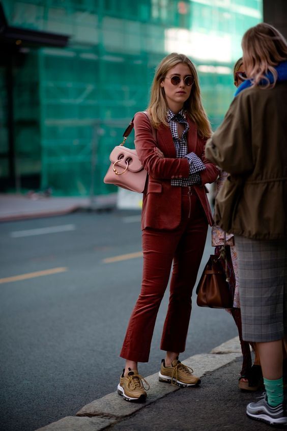 velvet jacket outfit ideas 0054