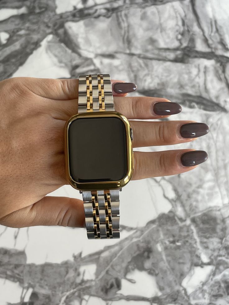 versatile apple watch outfit ideas for all seasons