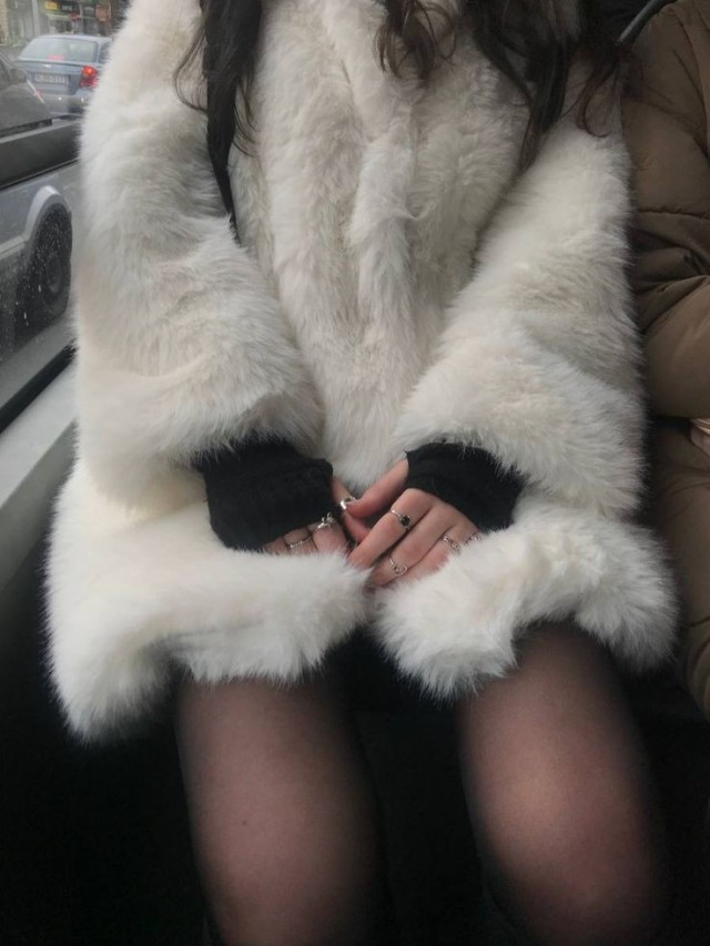 white fur coat outfits for casual outings