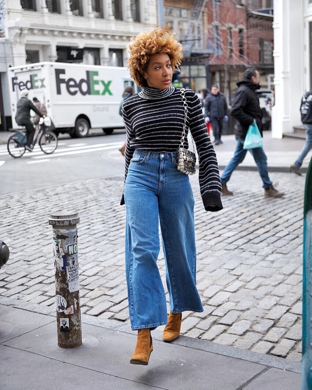 wide leg jeans outfit inspiration for different occasions