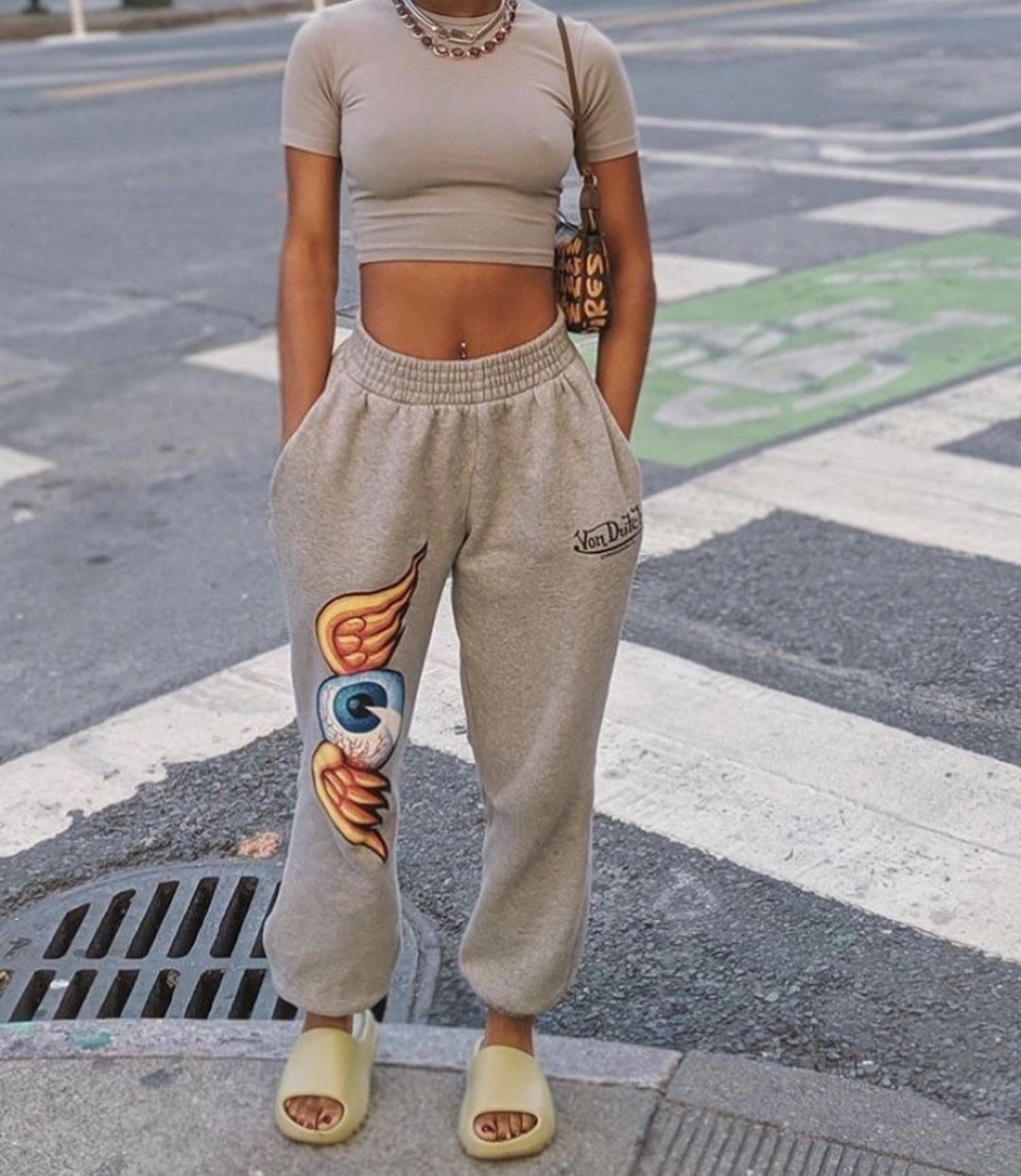 Yeezy slides outfit ideas 0070