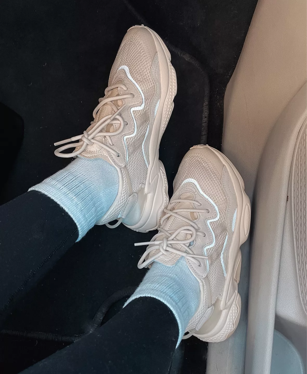 Adidas ozweego outfit ideas that will elevate your street style dynamic