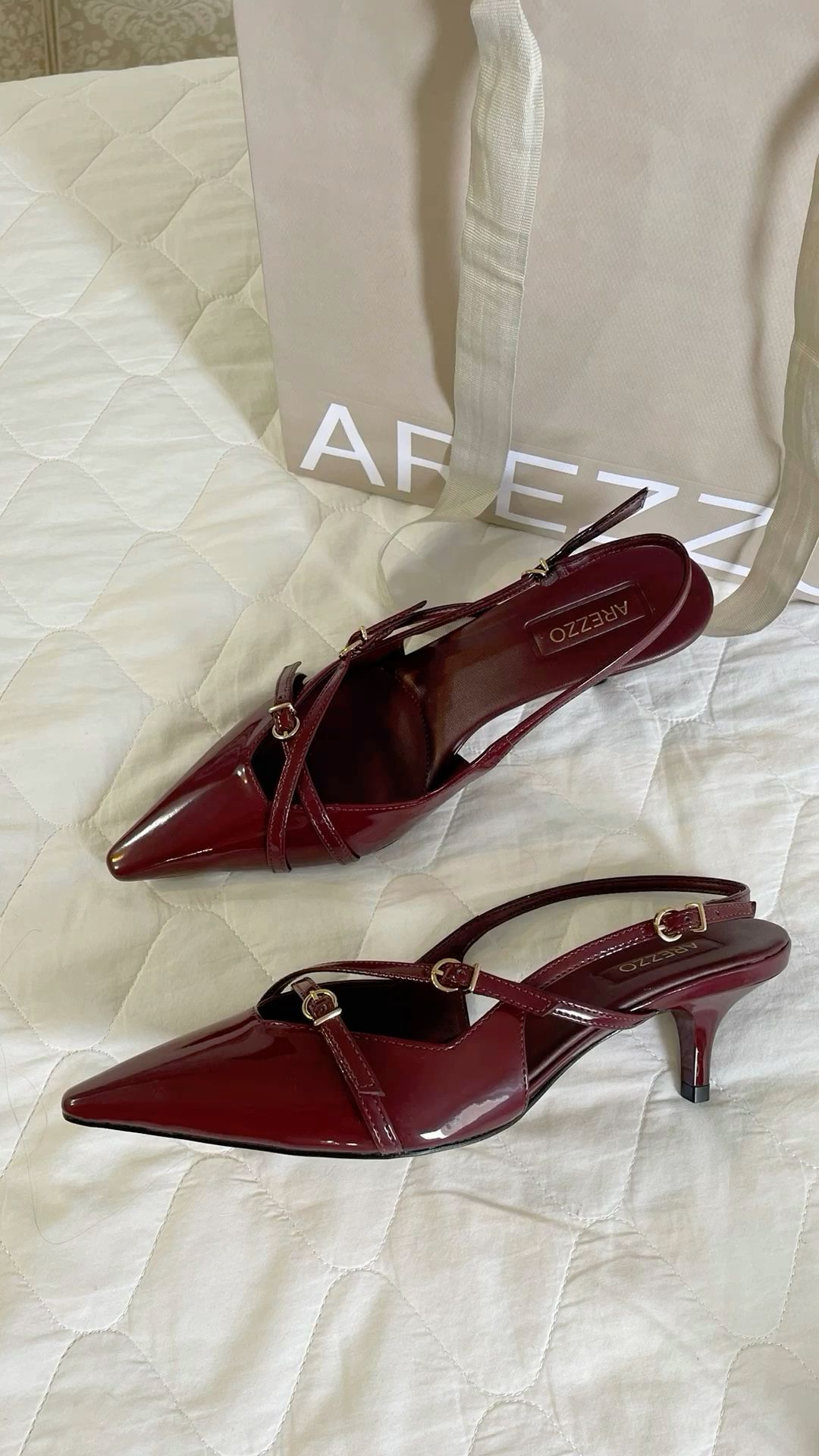 Burgundy heels outfit ideas to elevate your style for any occasion