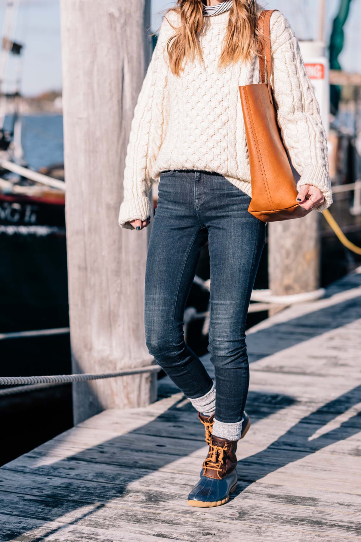 Duck boot outfit ideas to elevate your style for every season