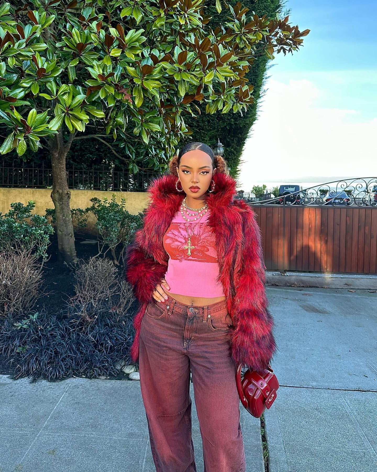 Vibrant pink fur coat outfit ideas for a chic winter wardrobe makeover