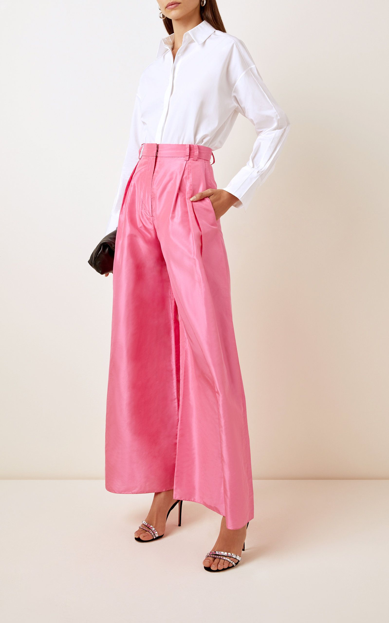 Silk pants outfit ideas to elevate your style for any occasion