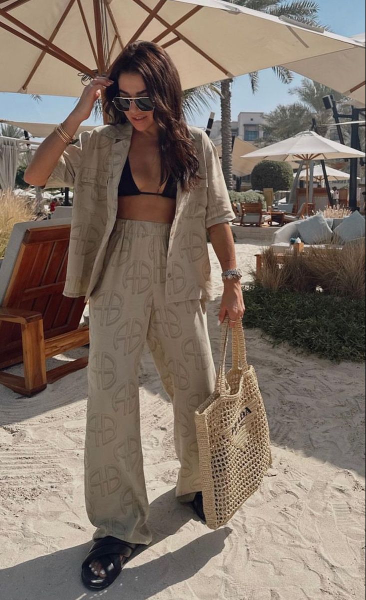 Tulum outfit ideas that dynamically elevate your vacation style choices